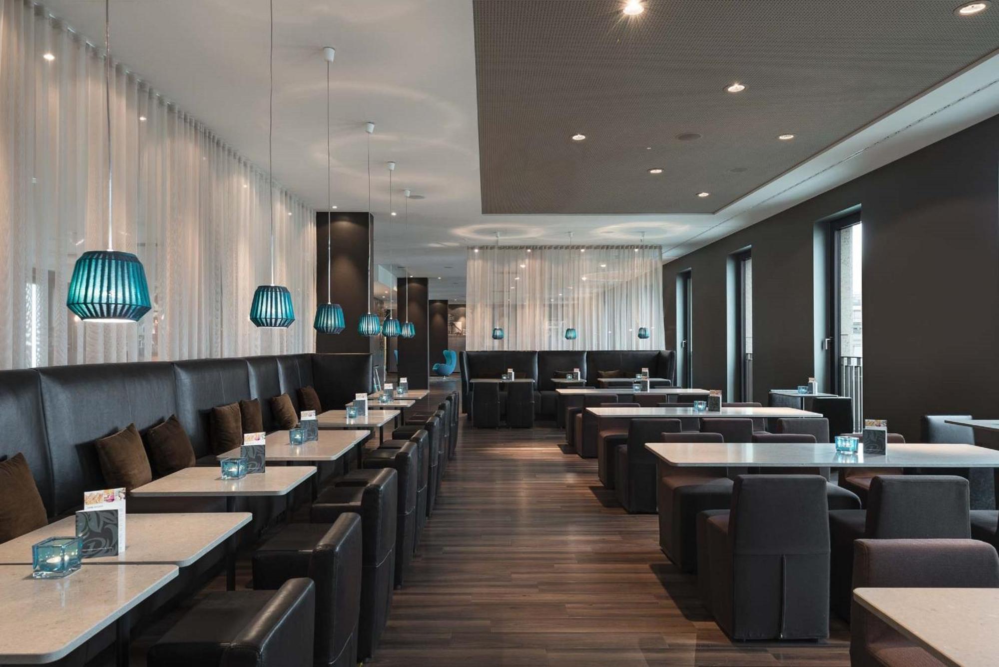 Motel One Berlin-Potsdamer Platz Exterior photo